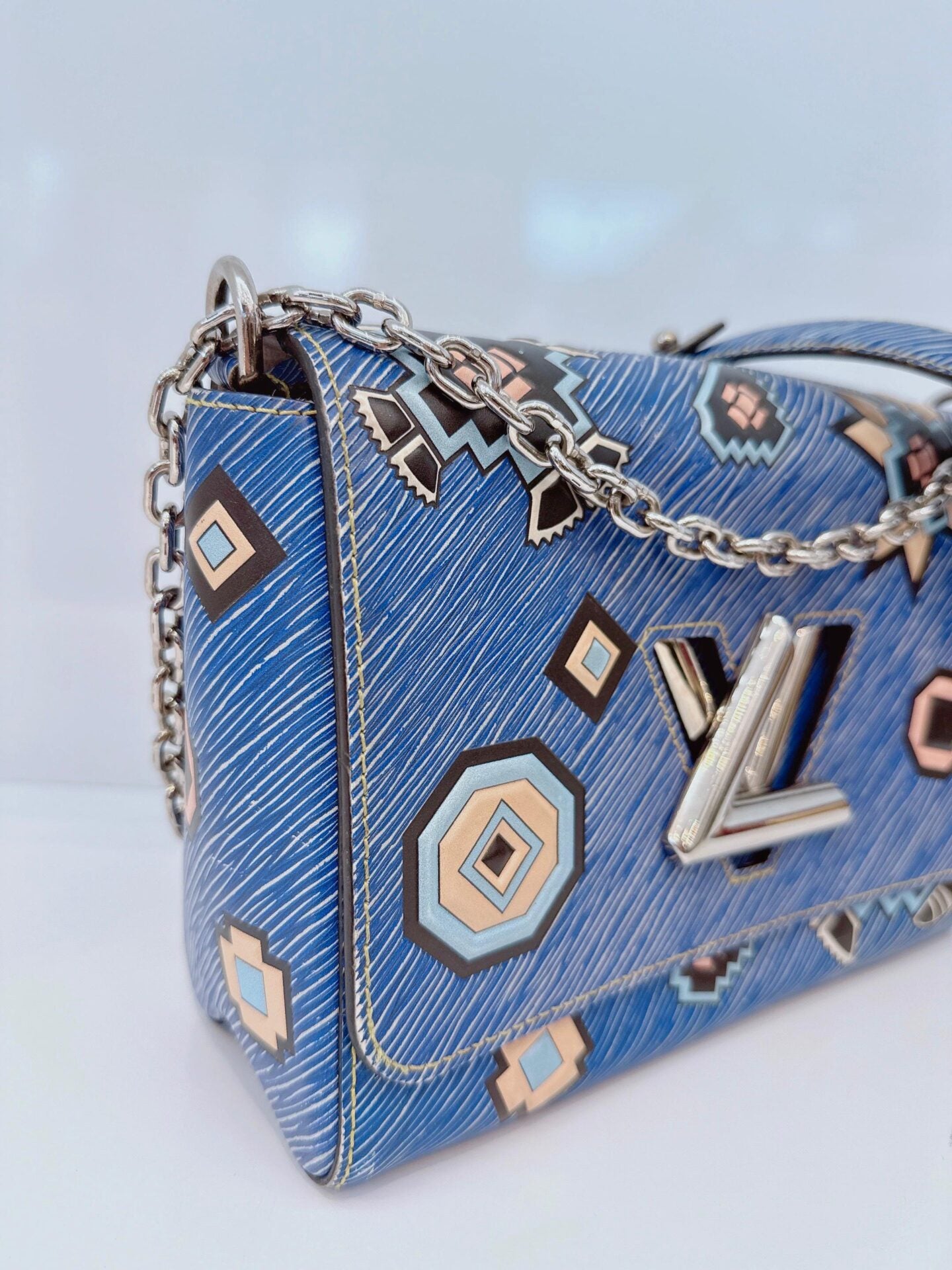 BLUE MULTICOLOR EPI LEATHER AZTEQUE TWIST MM BAG