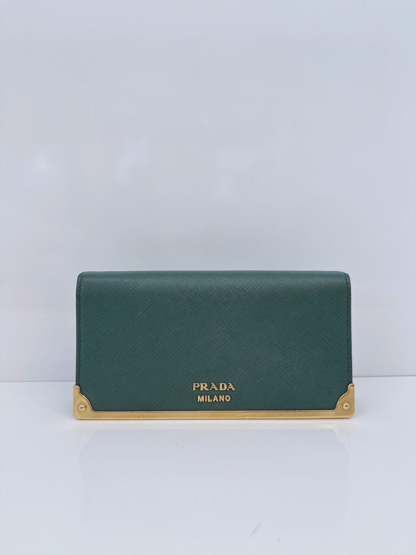 GREEN SAFFIANO LEATHER CAHIER WALLET ON CHAIN