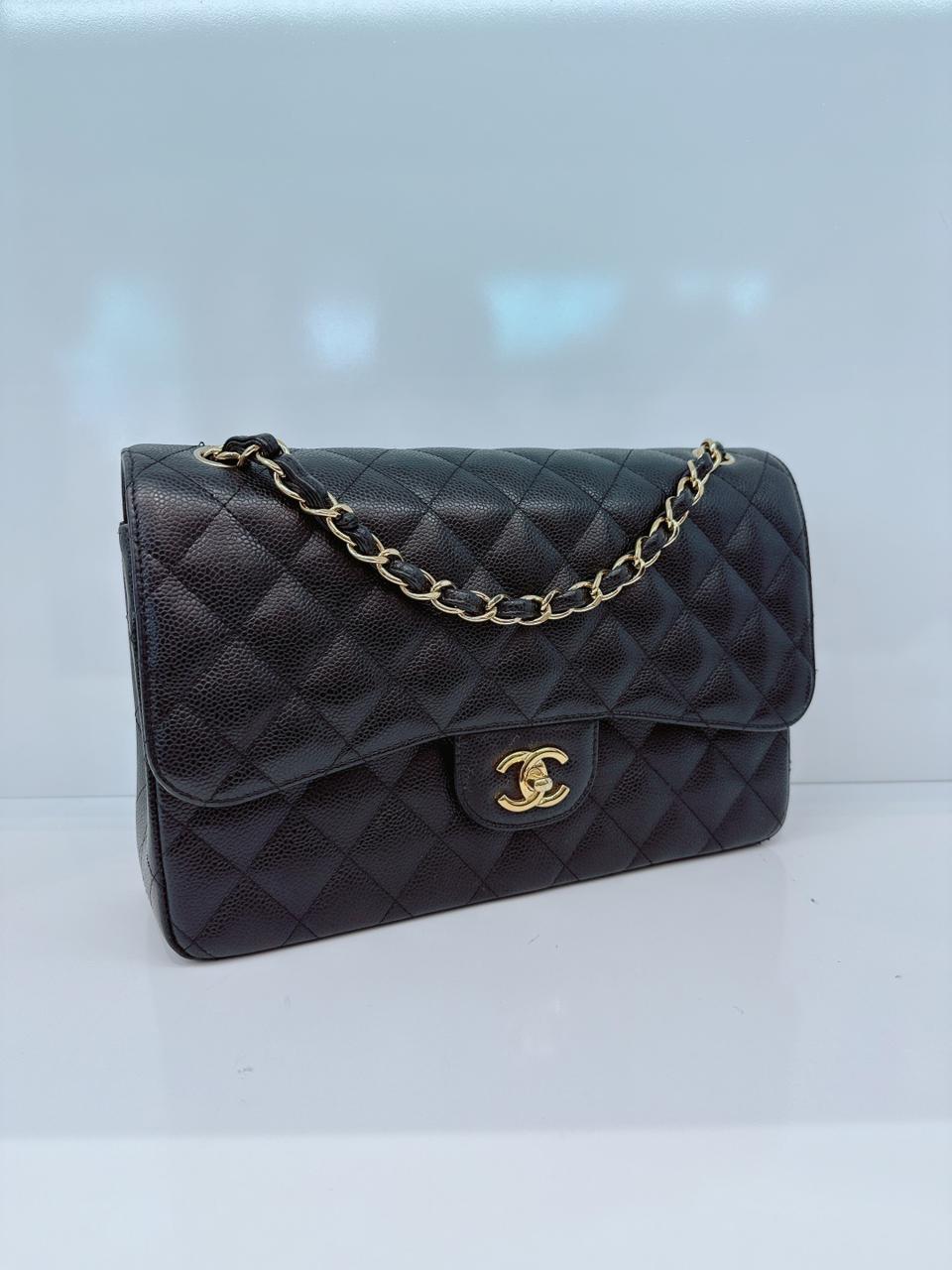 BLACK CAVIAR LEATHER JUMBO CLASSIC DOUBLE FLAP BAG