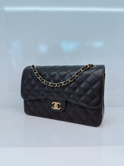BLACK CAVIAR LEATHER JUMBO CLASSIC DOUBLE FLAP BAG