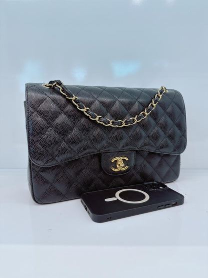 BLACK CAVIAR LEATHER JUMBO CLASSIC DOUBLE FLAP BAG