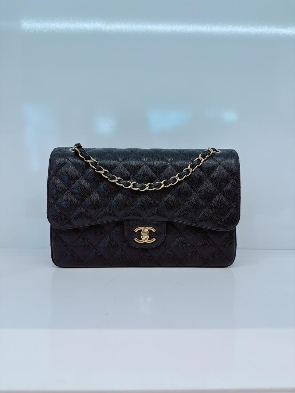 BLACK CAVIAR LEATHER JUMBO CLASSIC DOUBLE FLAP BAG