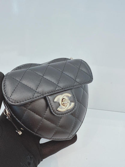BLACK LAMBSKIN LEATHER MINI LOVE HEART BAG