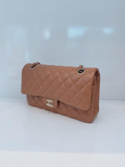 CAMEL QUILTED LAMBSKIN LEATHER MEDIUM CLASSIC DOUBLE FLAP BAG