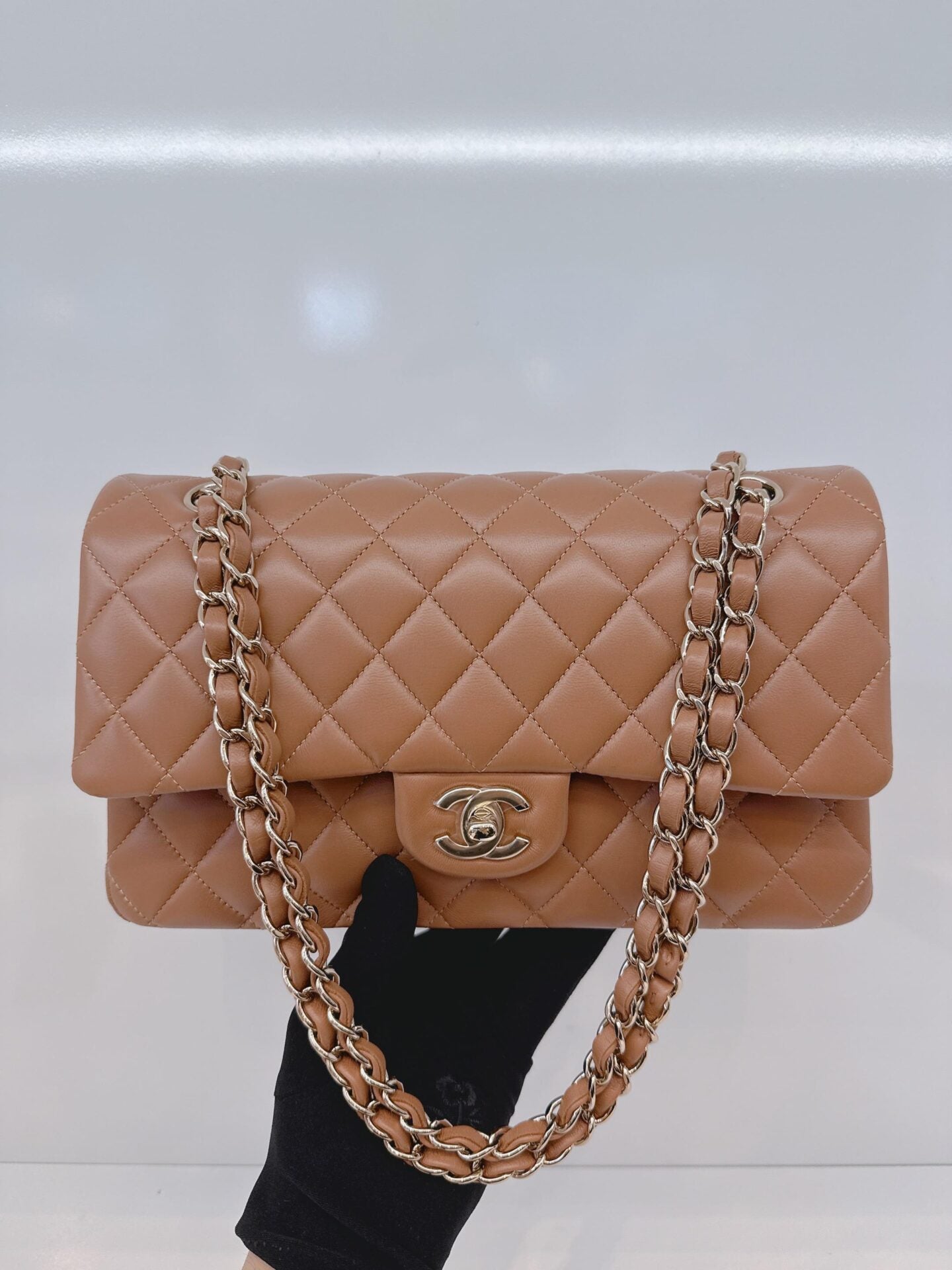 CAMEL QUILTED LAMBSKIN LEATHER MEDIUM CLASSIC DOUBLE FLAP BAG