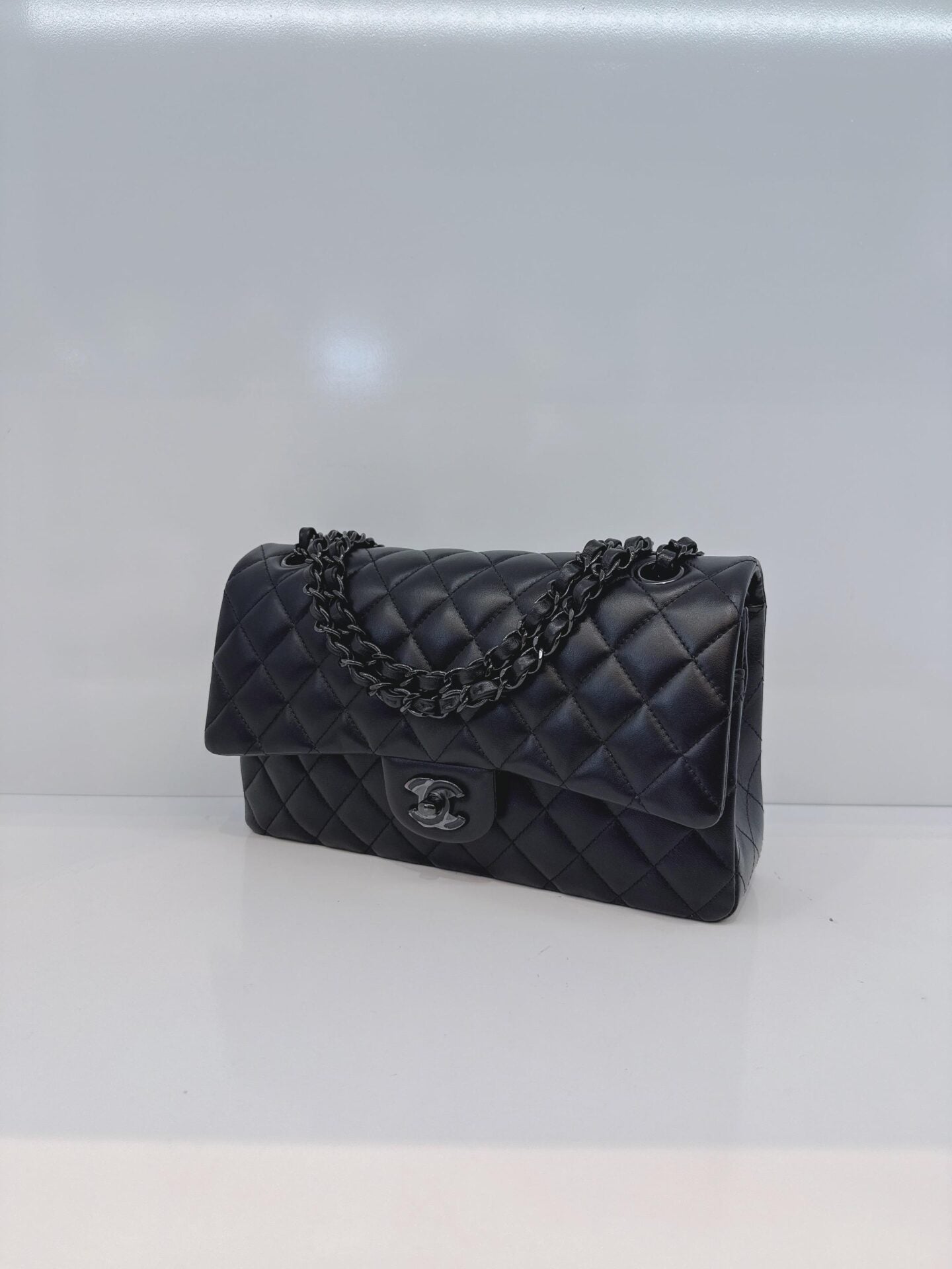 SO BLACK QUILTED LAMBSKIN LEATHER MEDIUM CLASSIC DOUBLE FLAP HANDBAG