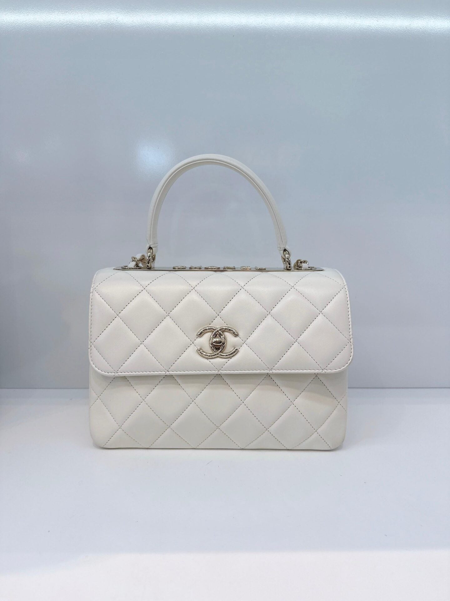 WHITE LAMBSKIN LEATHER SMALL TRENDY CC TOP HANDLE BAG