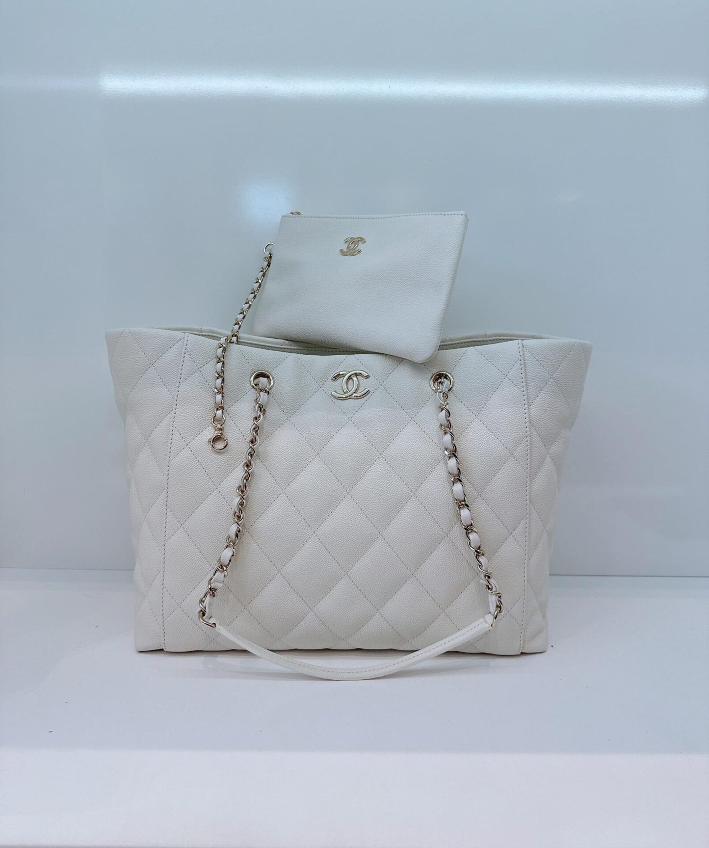 WHITE CAVIAR LEATHER 2023 LARGE SHOPPING TOTE BAG