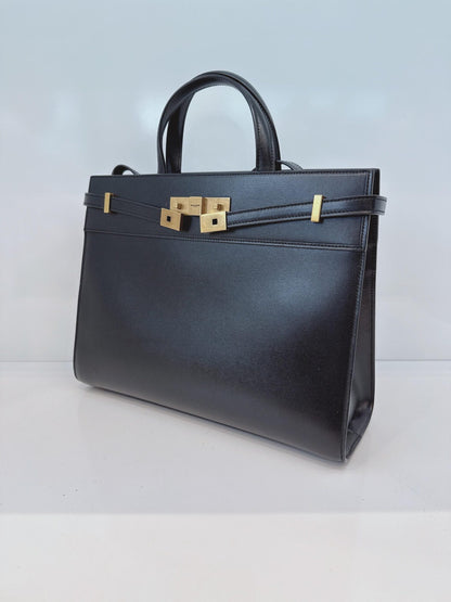 BLACK LEATHER MEDIUM MANHATTAN TOTE BAG