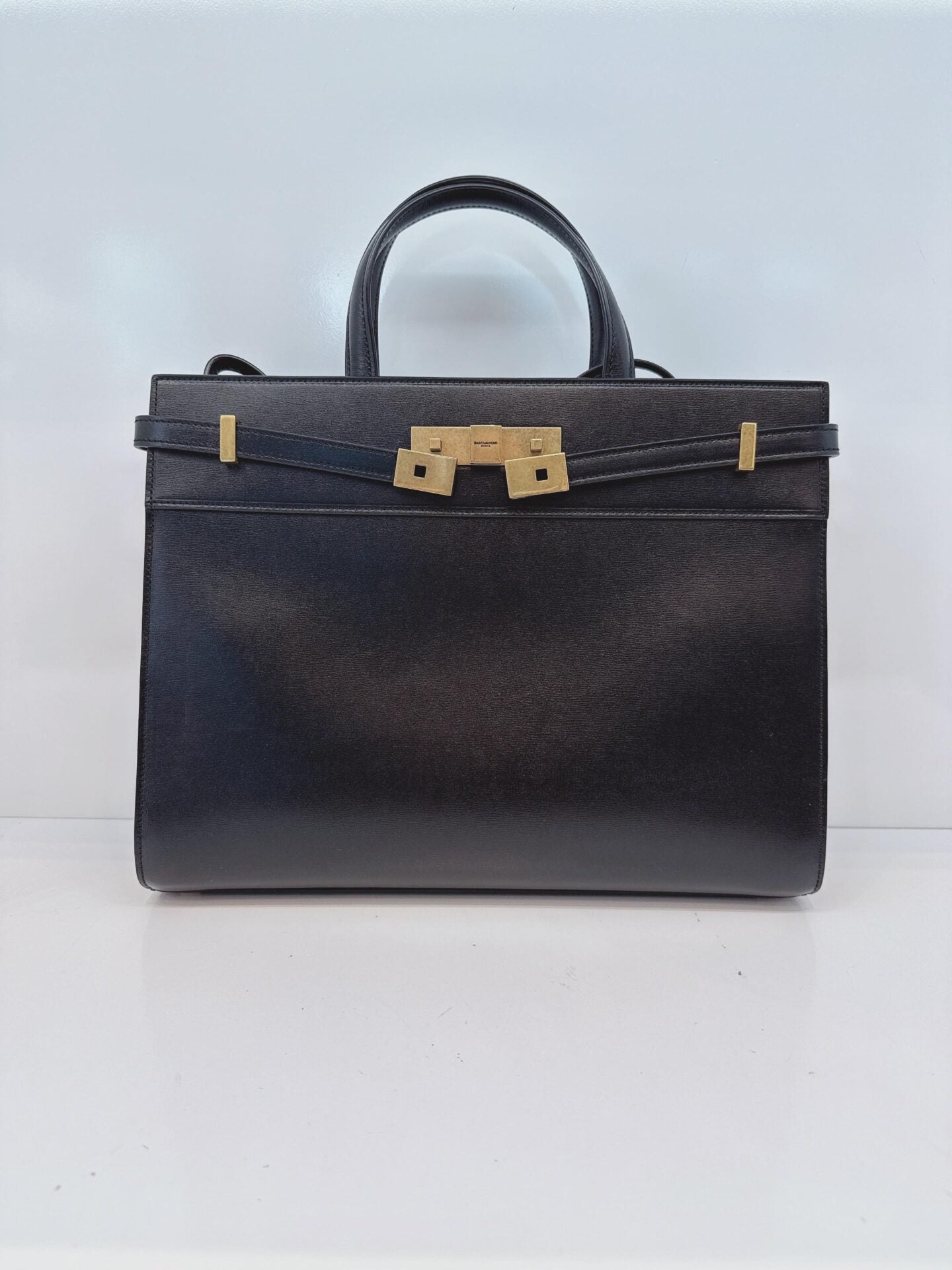 BLACK LEATHER MEDIUM MANHATTAN TOTE BAG