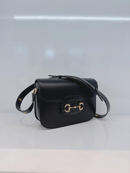 BLACK LEATHER HORSEBIT 1955 MEDIUM SHOULDER BAG