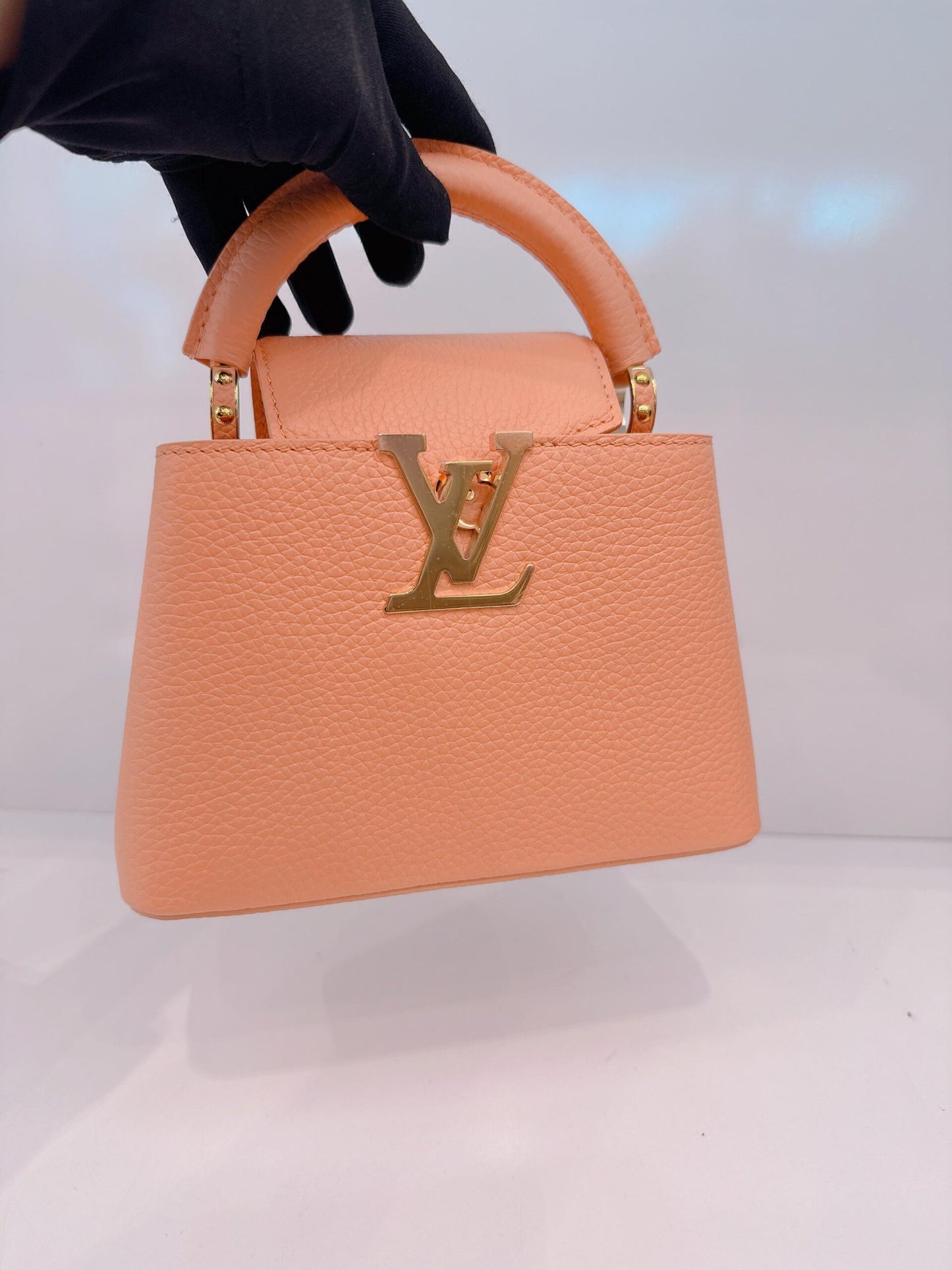 APRICOT TAURILLON LEATHER MINI CAPUCINES