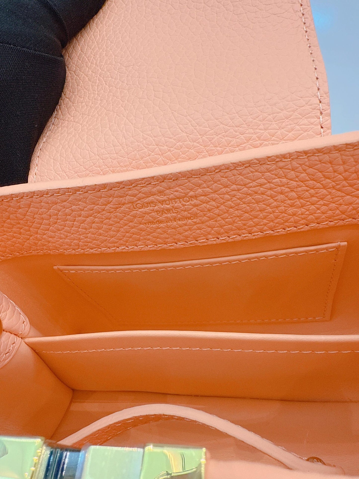 APRICOT TAURILLON LEATHER MINI CAPUCINES