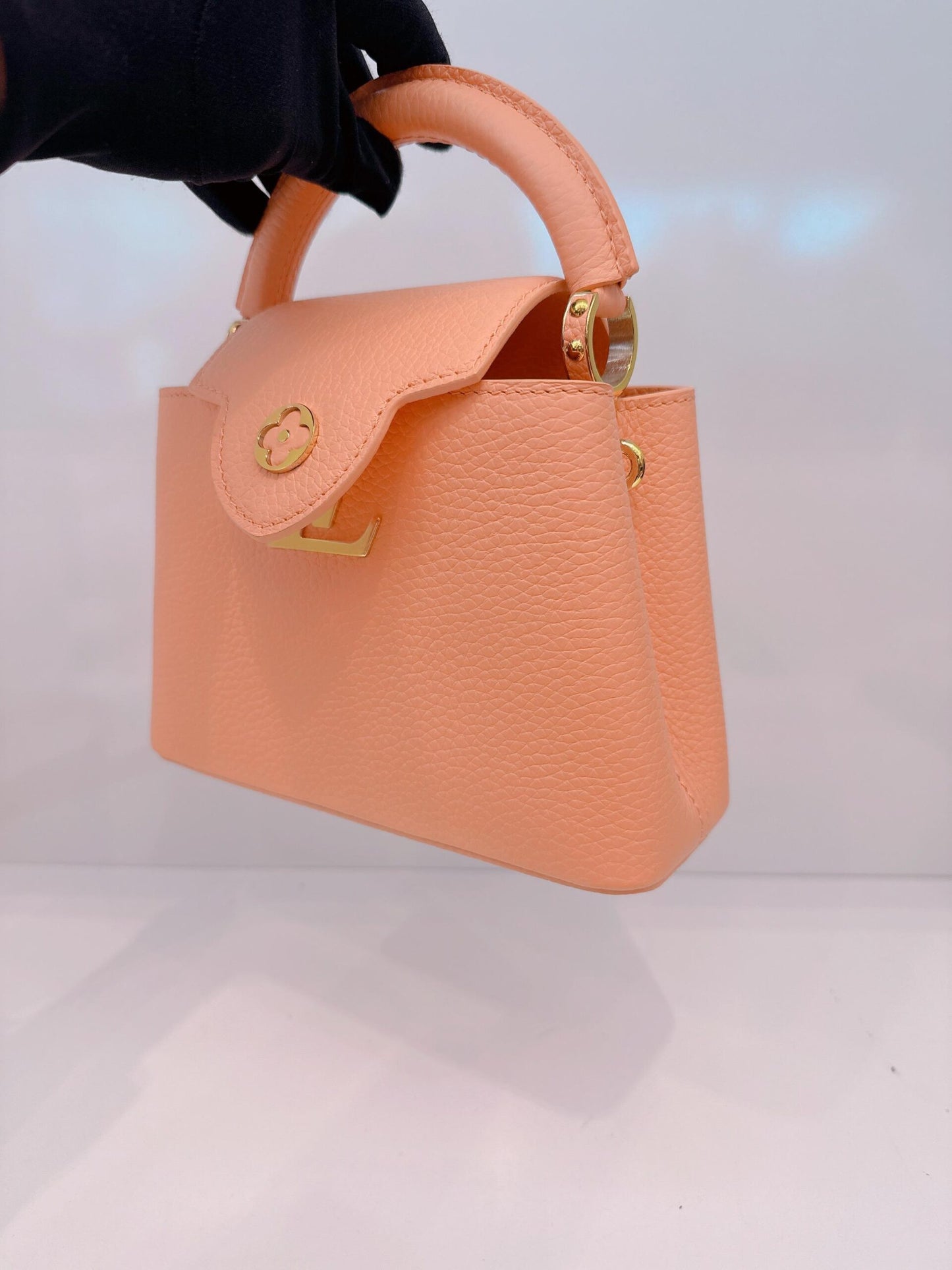APRICOT TAURILLON LEATHER MINI CAPUCINES