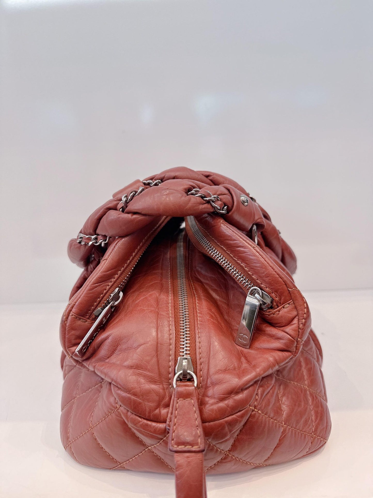 BROWN DISTRESSED LAMBSKIN VINTAGE LIGNE LADY BRAIDE TOTE BAG