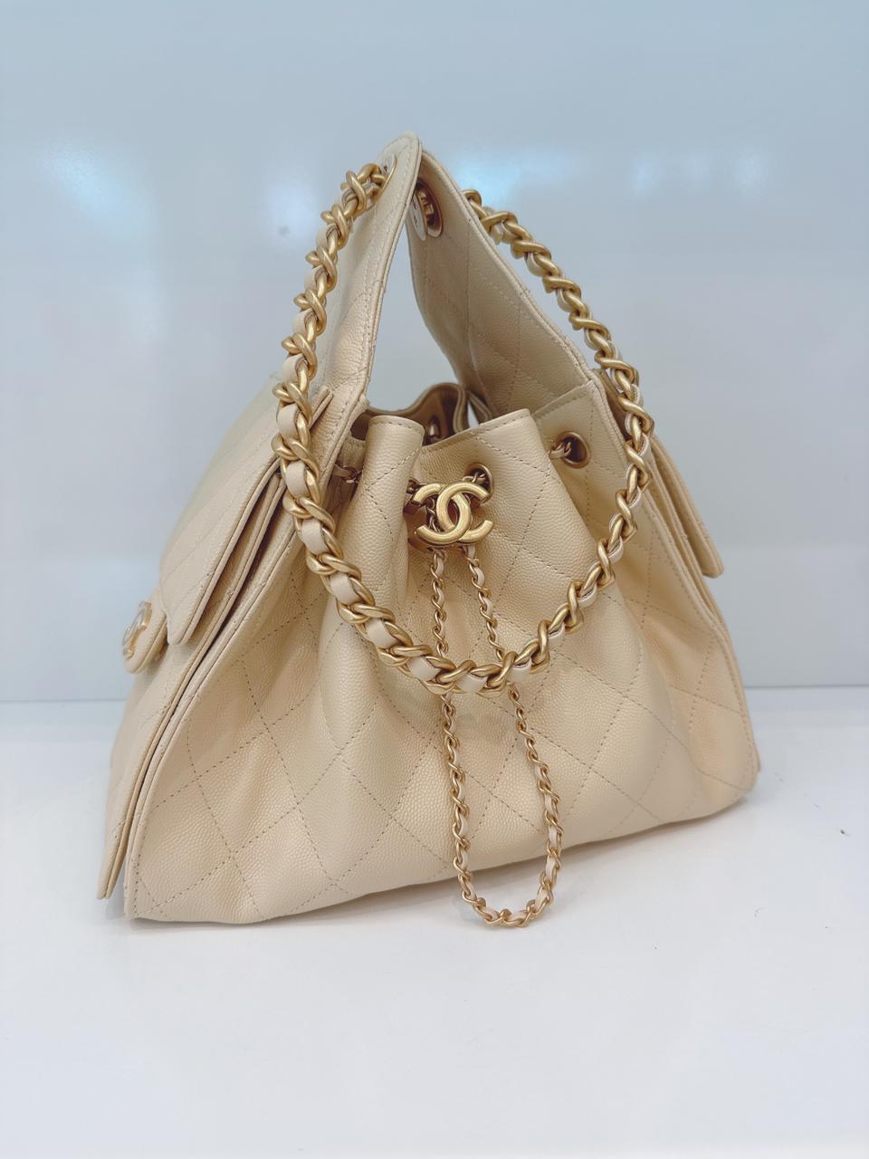 BEIGE GRAINED CALFSKIN LEATHER CHANEL 25 SMALL HANDBAG