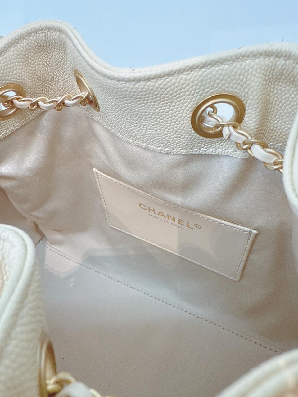 BEIGE GRAINED CALFSKIN LEATHER CHANEL 25 SMALL HANDBAG