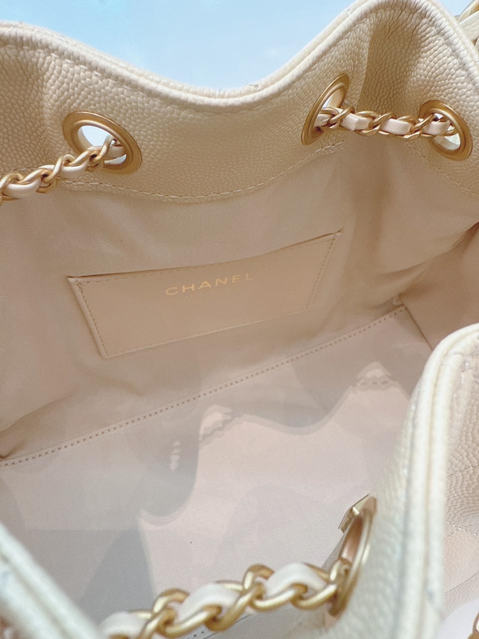 BEIGE GRAINED CALFSKIN LEATHER CHANEL 25 SMALL HANDBAG