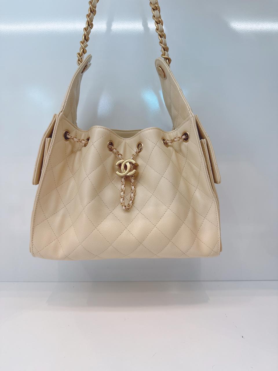 BEIGE GRAINED CALFSKIN LEATHER CHANEL 25 SMALL HANDBAG