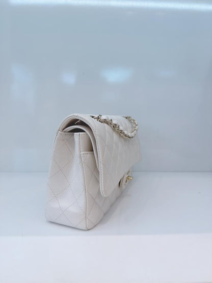 WHITE SHINY CAVIAR LEATHER MEDIUM CLASSIC DOUBLE FLAP BAG