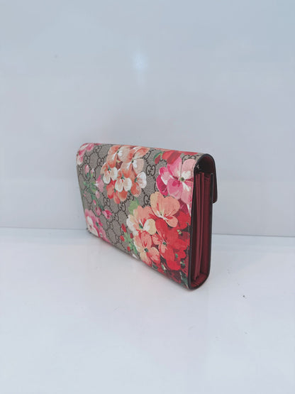 MULTICOLOR GG SUPREME CANVAS BLOOMS DIONYSUS WALLET ON CHAIN