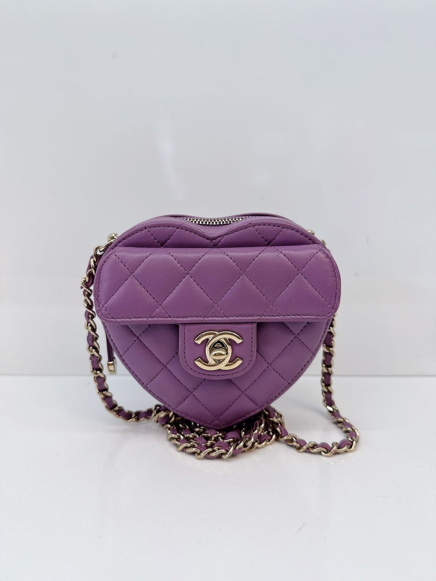 PURPLE LAMBSKIN CC IN LOVE  MINI HEART BAG
