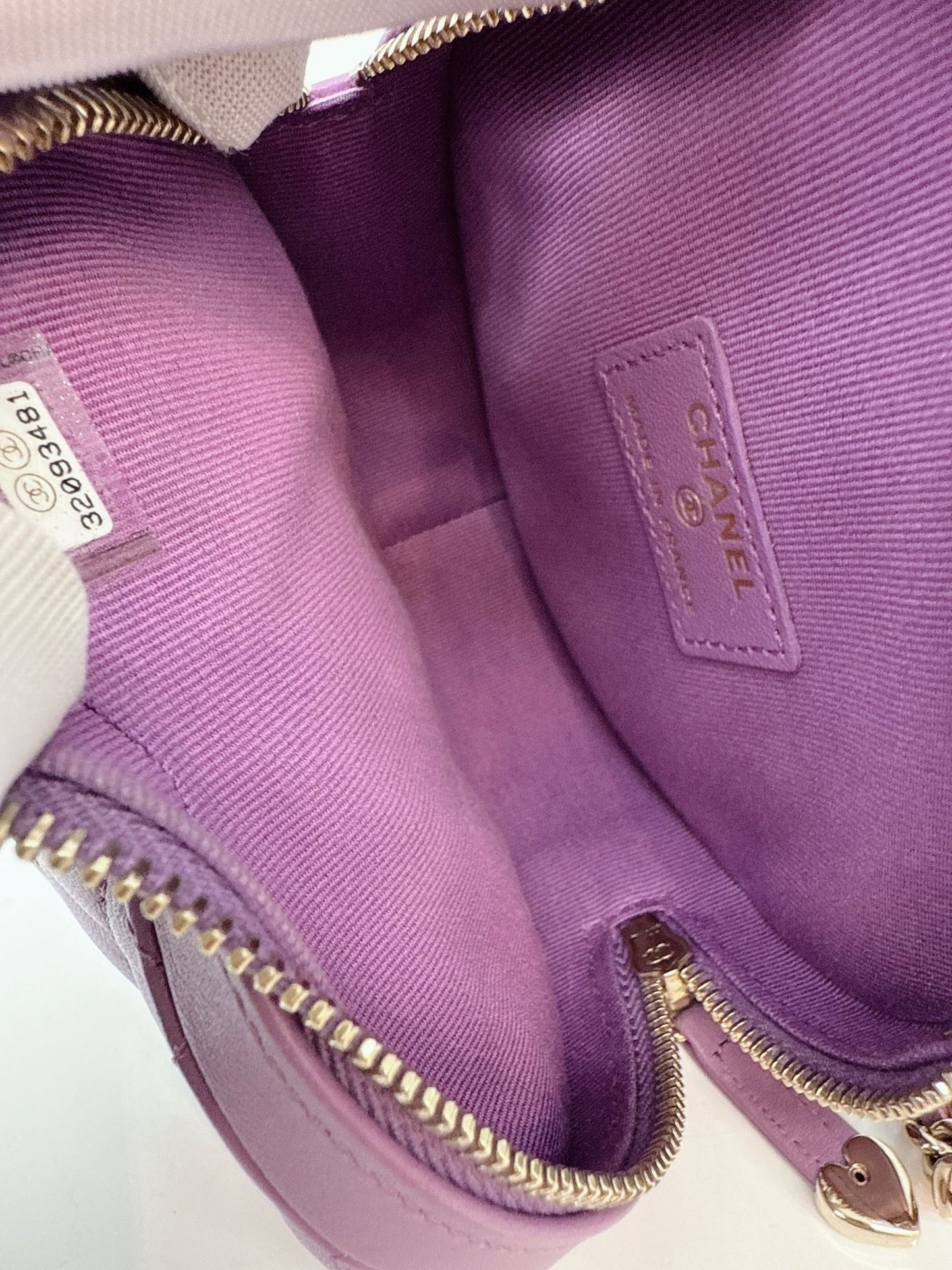 PURPLE LAMBSKIN CC IN LOVE  MINI HEART BAG