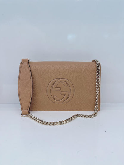 BEIGE CALFSKIN SOHO WALLET ON CHAIN