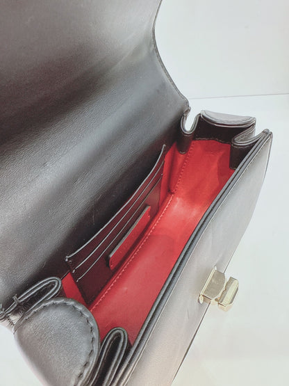 BLACK LEATHER SMALL VLTN CHAIN SHOULDER BAG