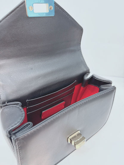 BLACK LEATHER SMALL VLTN CHAIN SHOULDER BAG