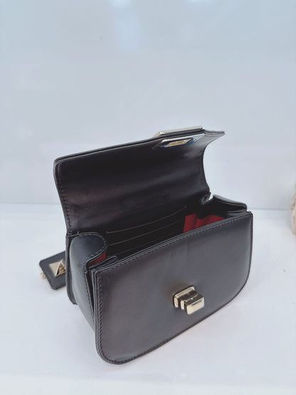 BLACK LEATHER SMALL VLTN CHAIN SHOULDER BAG