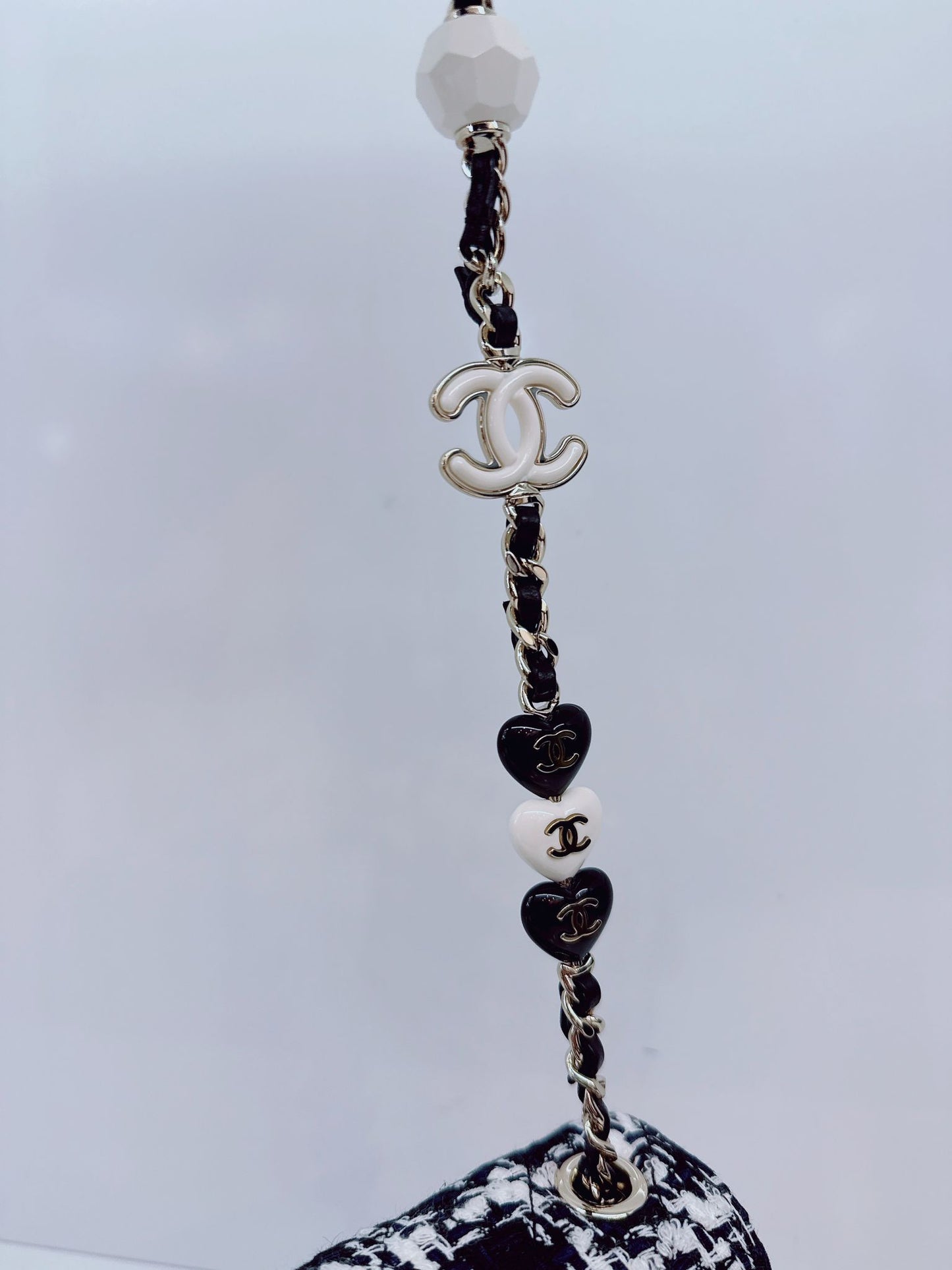 BLACK WHITE SMALL CLASSIC FLAP HOUNDSTOOTH TWEED SHOULDER BAG