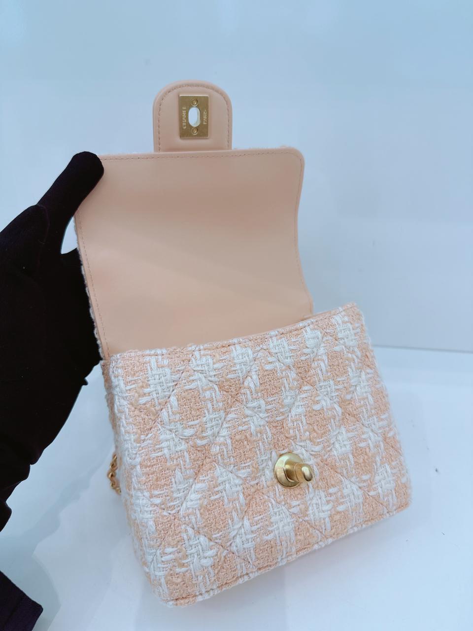 MINI SQUARE FLAP WITH TOP HANDLE - LIGHT ORANGE ECRU TWEED  ANTIQUE GOLD HARDWARE