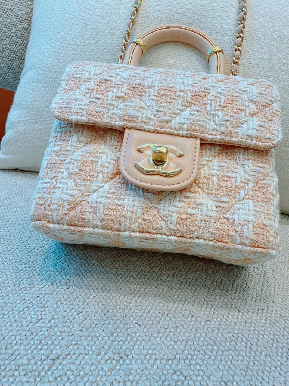 MINI SQUARE FLAP WITH TOP HANDLE - LIGHT ORANGE ECRU TWEED  ANTIQUE GOLD HARDWARE