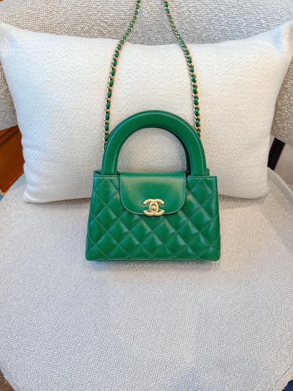 EMERALD GREEN QUILTED AGED CALFSKIN LEATHER SMALL KELLY SHOPPER BAG GOLD TONE HARDWARE