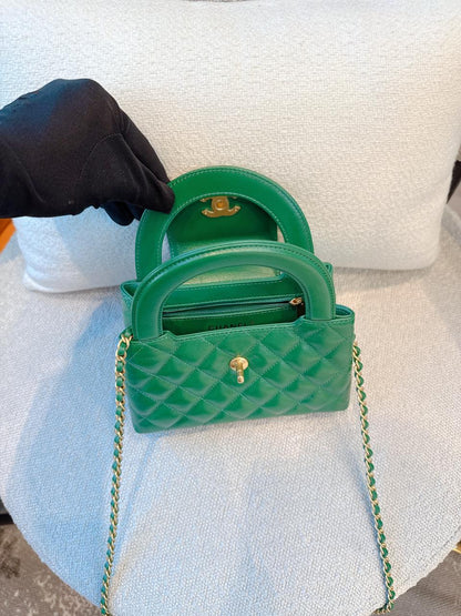EMERALD GREEN QUILTED AGED CALFSKIN LEATHER SMALL KELLY SHOPPER BAG GOLD TONE HARDWARE