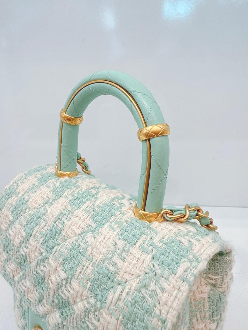 MINI SQUARE FLAP WITH TOP HANDLE  - LAMB TIFFANY BLUE ECRU TWEED GOLD HARDWARE