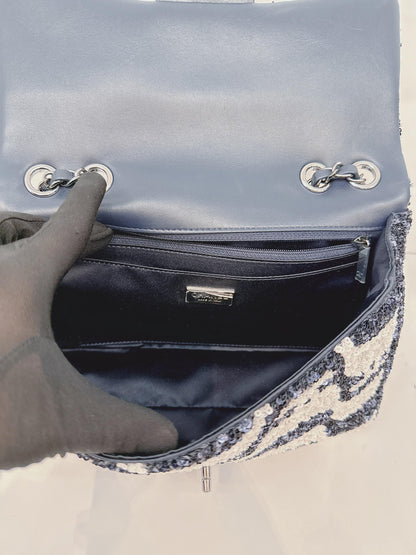 DARK BLUE AND WHITE SEQUINS MEDIUM FLAP BAG