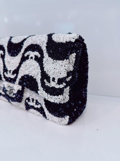 DARK BLUE AND WHITE SEQUINS MEDIUM FLAP BAG
