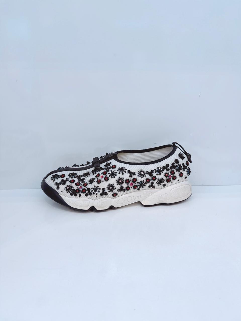 WHITE MESH FUSION EMBELLISHED SLIP ON SNEAKERS 40.5