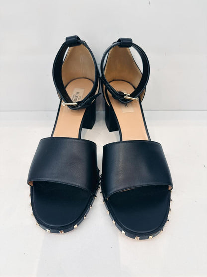 BLACK LEATHER ROCKSTUD SANDALS 40.5