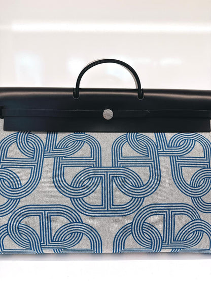 ECRU/BLEU ZELLIGE/NOIR H PLUME CANVAS WITH EBENE HUNTER LEATHER HERBAG ZIP CABINE 50 TRAVEL BAG