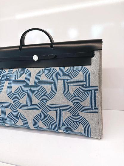 ECRU/BLEU ZELLIGE/NOIR H PLUME CANVAS WITH EBENE HUNTER LEATHER HERBAG ZIP CABINE 50 TRAVEL BAG