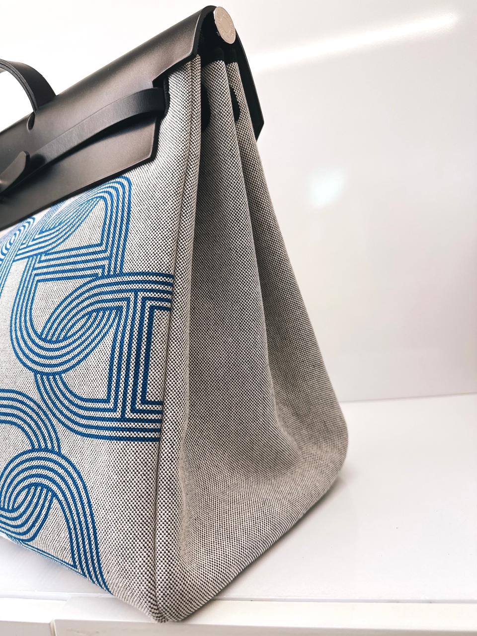 ECRU/BLEU ZELLIGE/NOIR H PLUME CANVAS WITH EBENE HUNTER LEATHER HERBAG ZIP CABINE 50 TRAVEL BAG