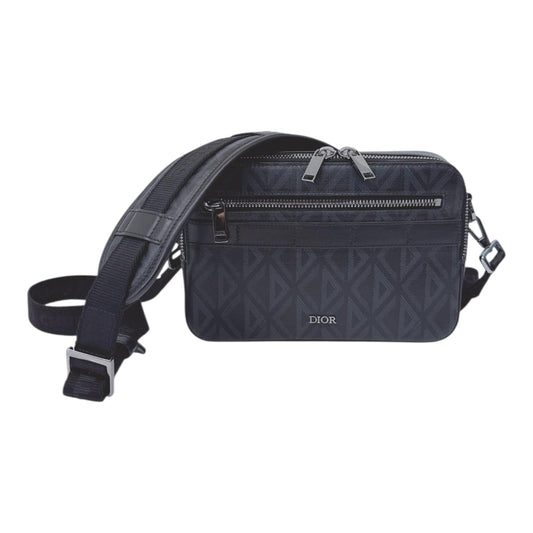BLACK SAFARI DIAMOND SMALL MESSENGER BAG