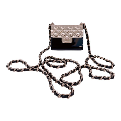 BLACK GOLD METAL RESIN CC CLASSIC FLAP LONG NECKLACE
