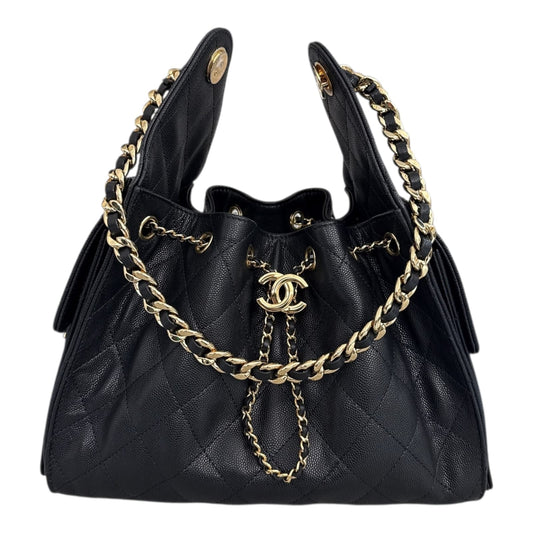 BLACK GRAINED CALFSKIN AND GOLD TONE METAL CHANEL 25 SMALL HANDBAG