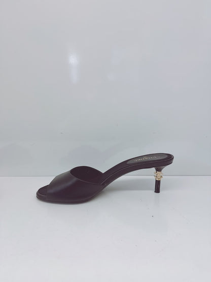 BLACK LEATHER CC HEEL SLIDE SANDALS 38.5C