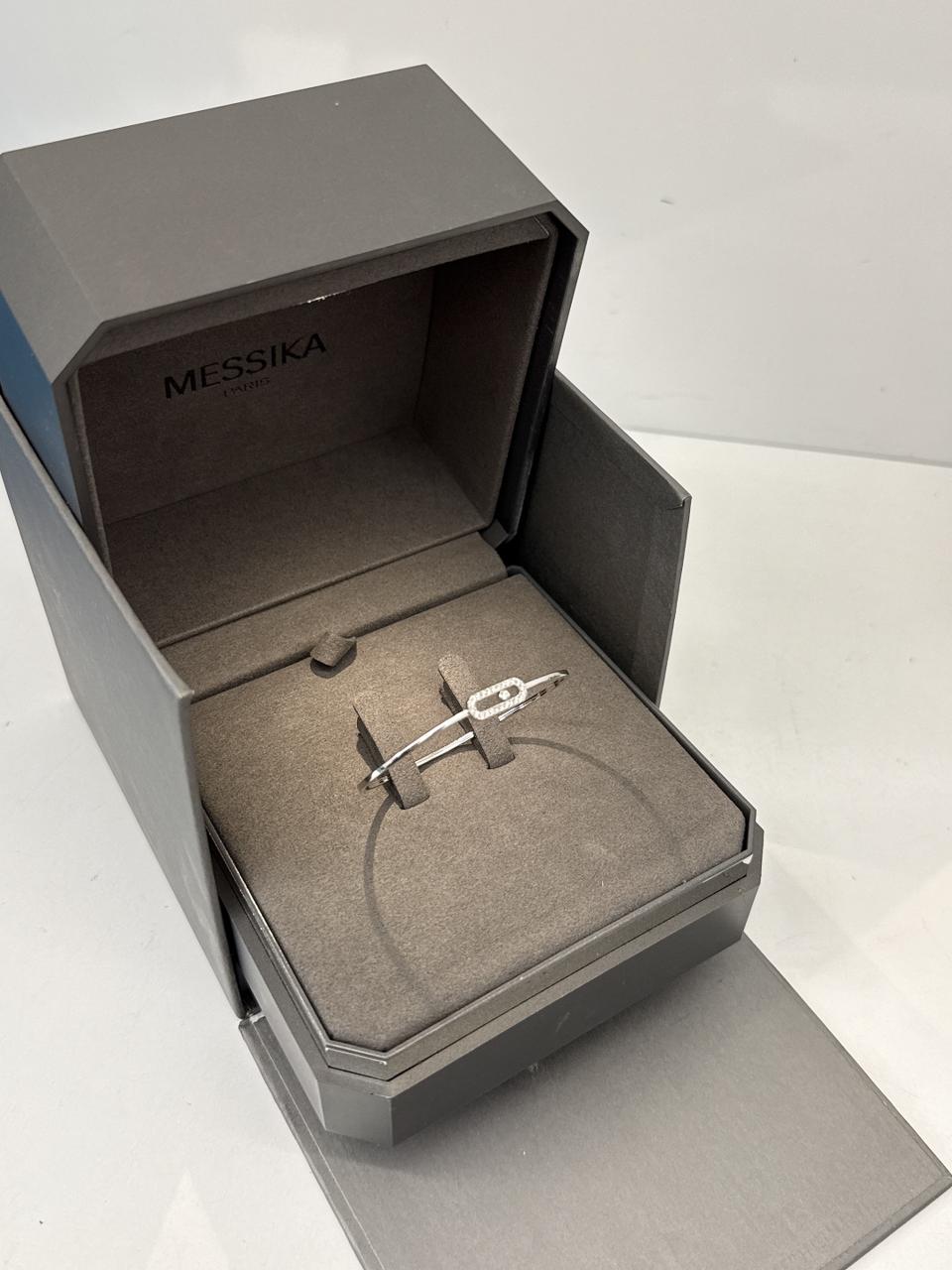 18K WHITE GOLD MOVE UNO DIAMOND BANGLE, SMALL MODEL