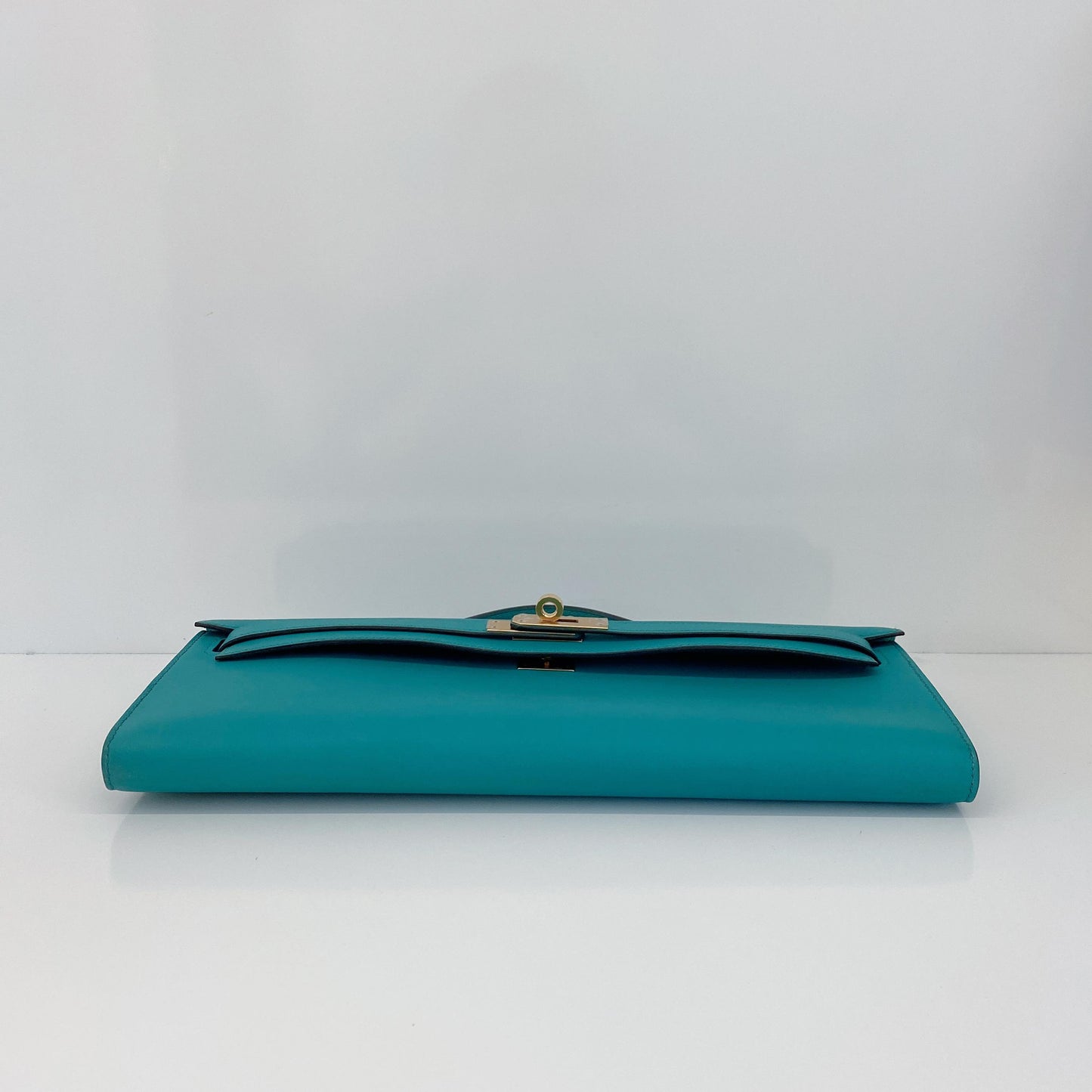 KELLY CUT VERT VERONE SWIFT LEATHER GOLD HARDWARE